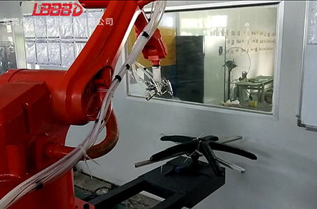 爾必地快速噴涂機(jī)器人座椅噴涂案例