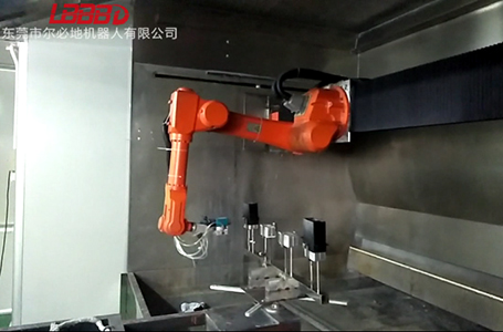 噴涂機(jī)器人對(duì)比人工噴涂的優(yōu)勢(shì)